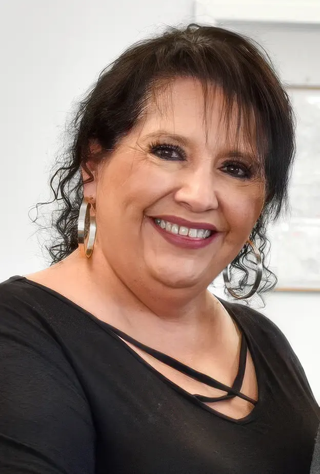 debbie-guerrero-2025-dixie-lee-bradley-award-recipient-image-original-gigapixel-standard v2-2x.png